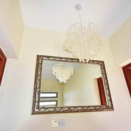 Golden Coral Villa
