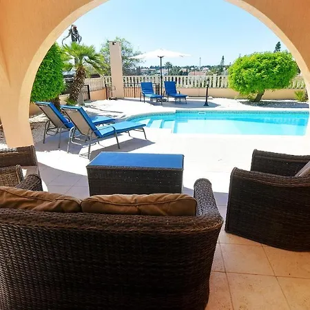 Villa Golden Coral *