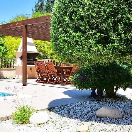 Golden Coral Villa Coral Bay