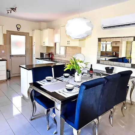 Villa Golden Coral Coral Bay